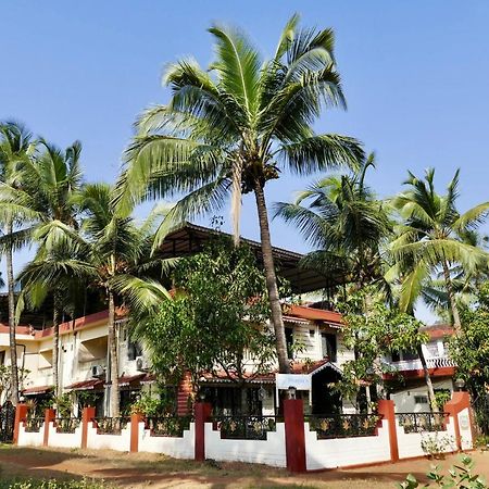 Shanu'S Seaside Inn - A Guesthouse, 100 Metres To Candolim Beach 外观 照片