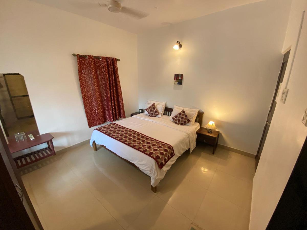 Shanu'S Seaside Inn - A Guesthouse, 100 Metres To Candolim Beach 外观 照片